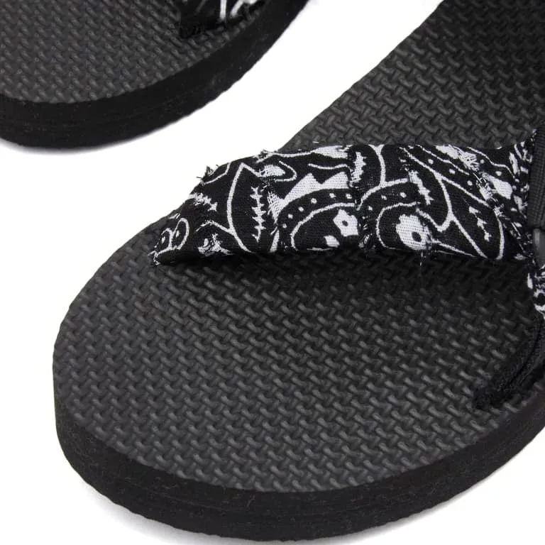 Arizona Love Bandana Trekky Sandals, Black/White