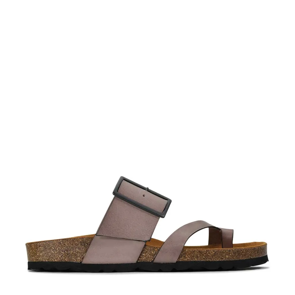 EDGY LEATHER SLIDE SANDAL