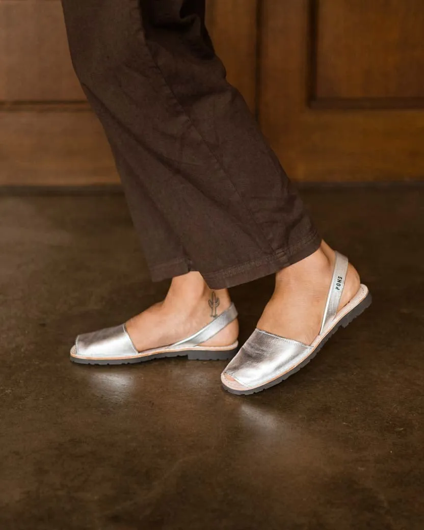 Pons Classic Metallic Silver