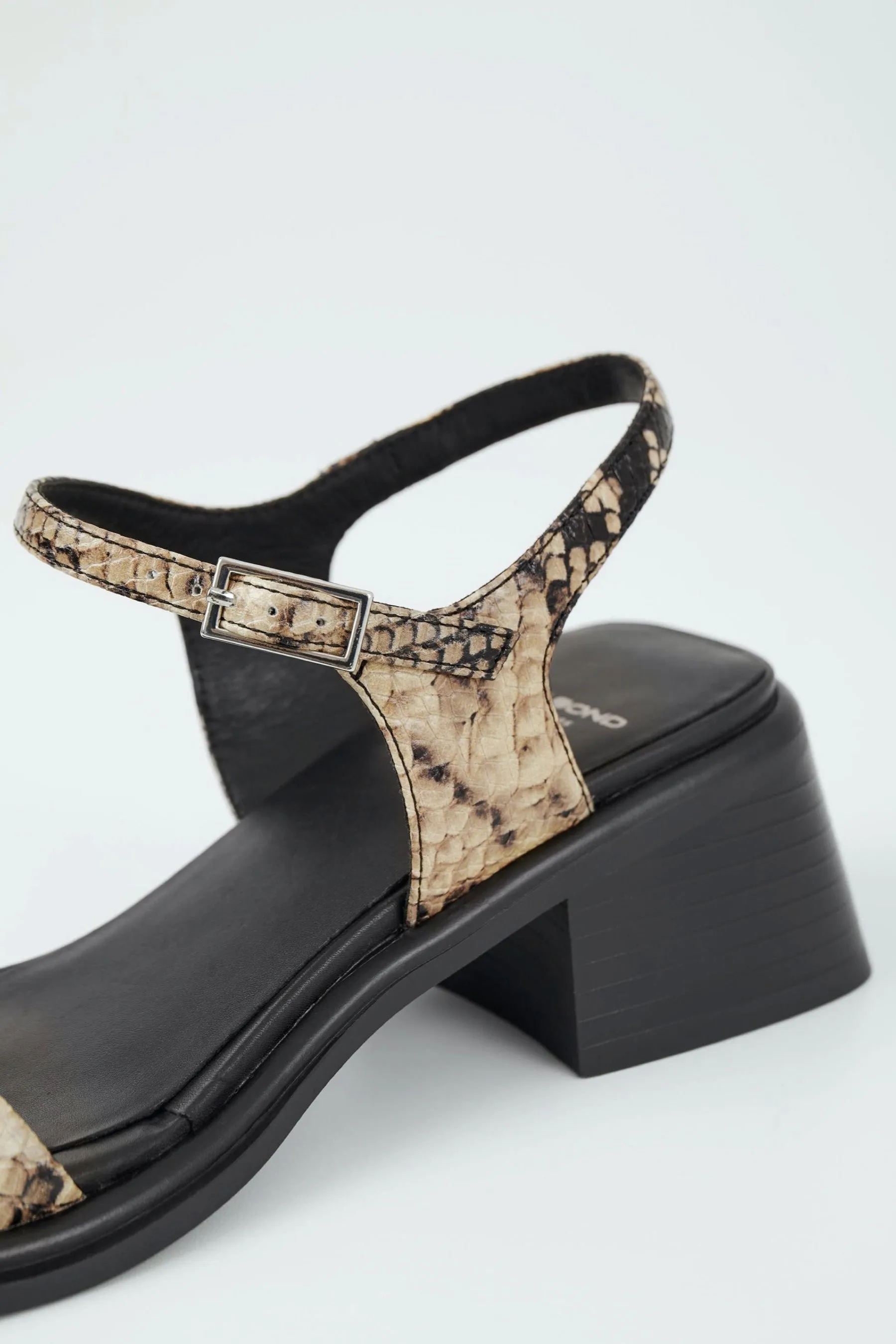 Snake Ines Heel